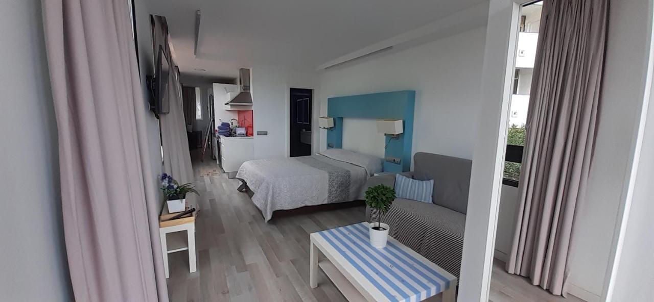 Ferienwohnung Nueva Europa Studio Ocean View Playa Del Aguila  Exterior foto